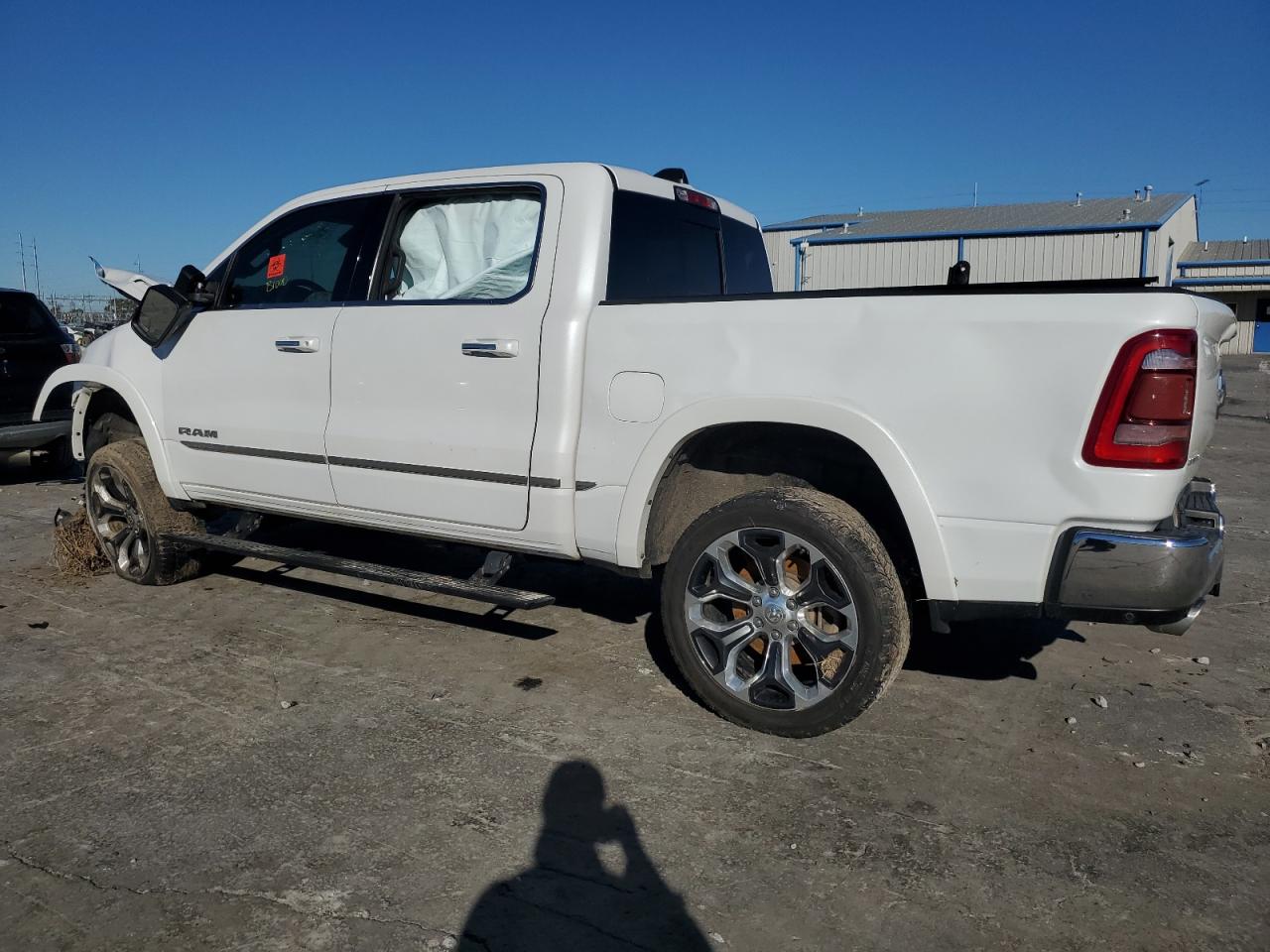 2019 RAM 1500 - Image 2