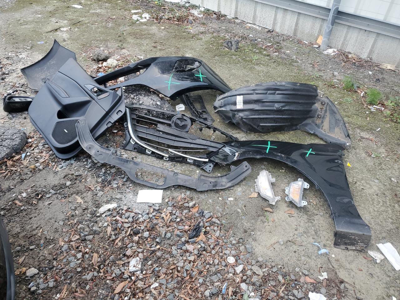 2014 Mazda 3 Grand Touring VIN: JM1BM1M33E1103289 Lot: 80611634