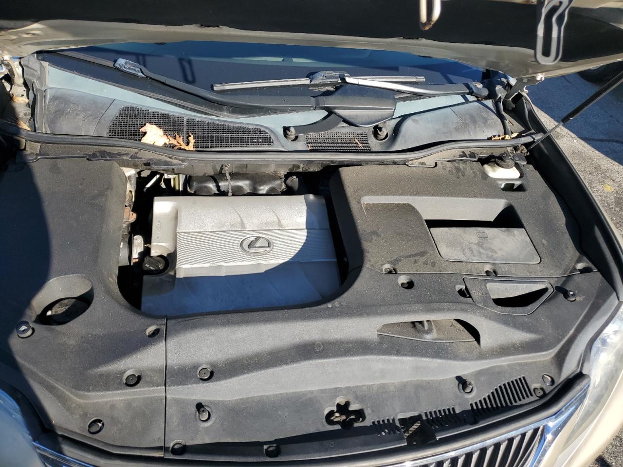 2011 Lexus RX - Image 12