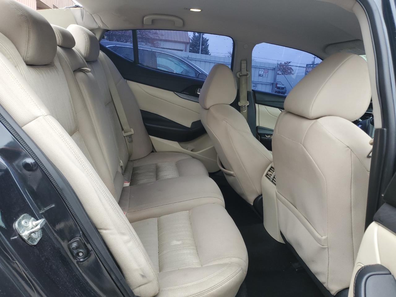 2016 Nissan Maxima - Image 11