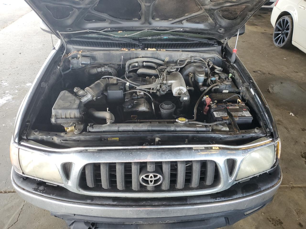 2001 Toyota Tacoma - Image 11