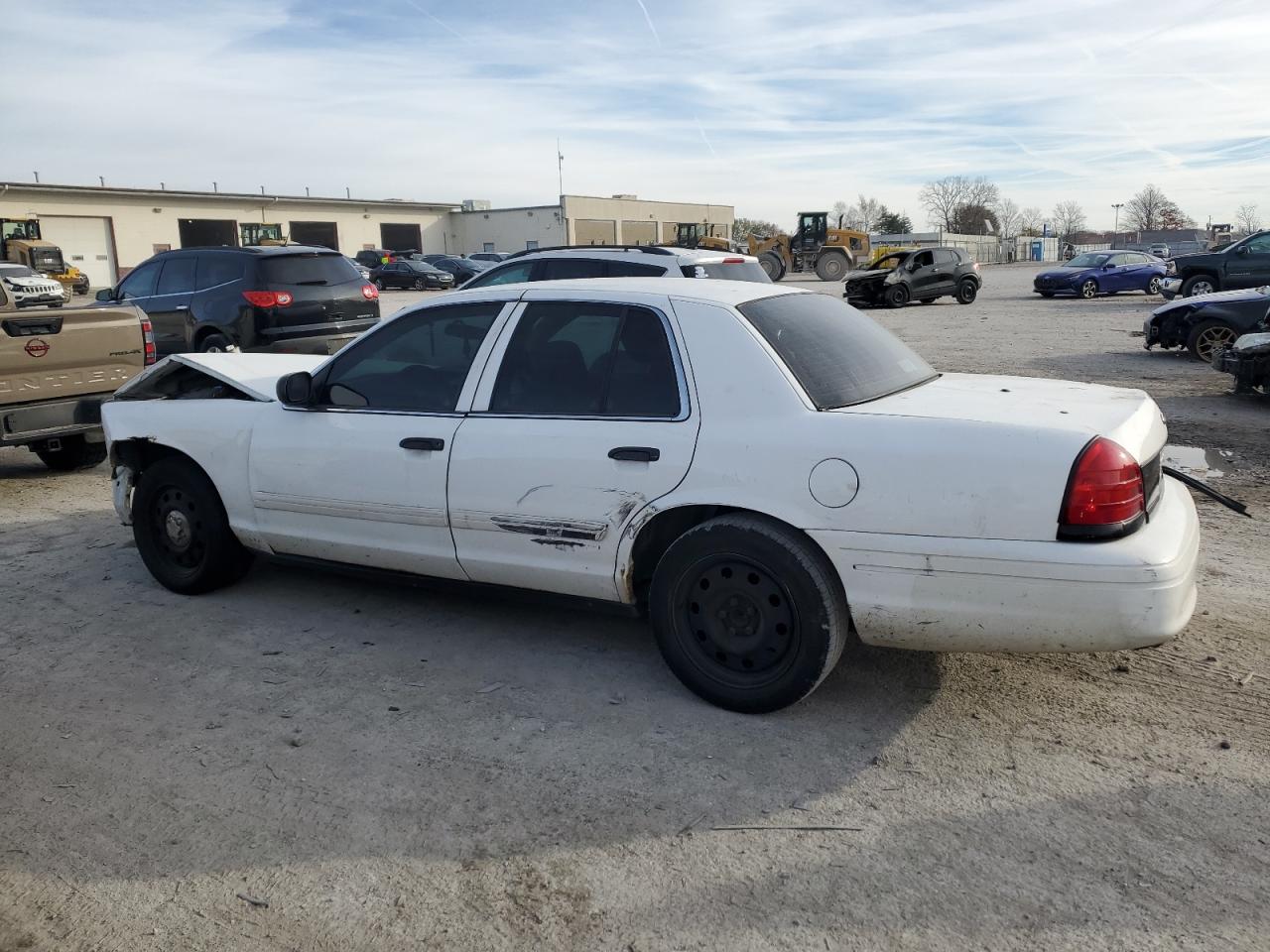 2010 Ford Crown Victoria - Image 2