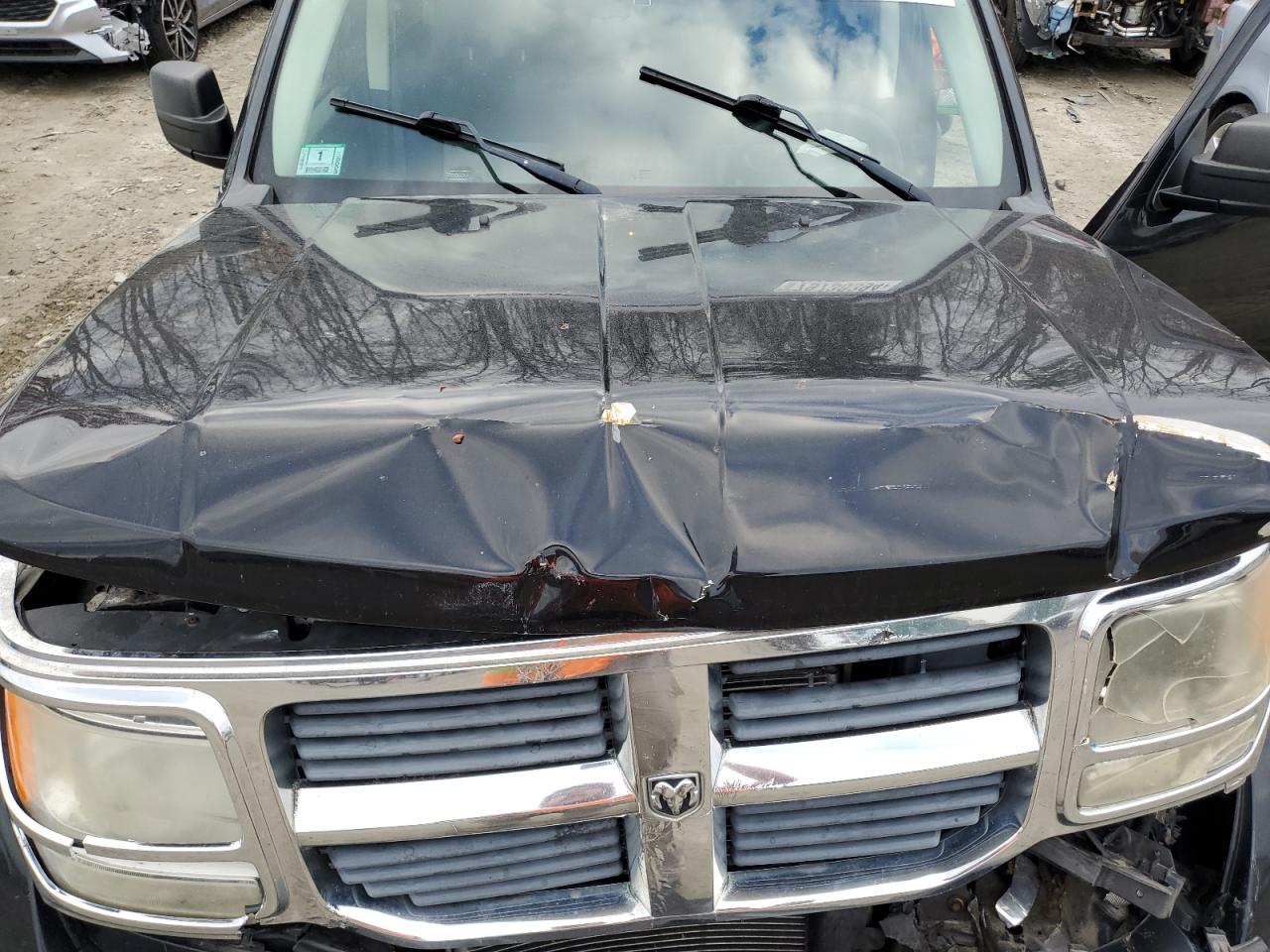 2007 Dodge Nitro - Image 11