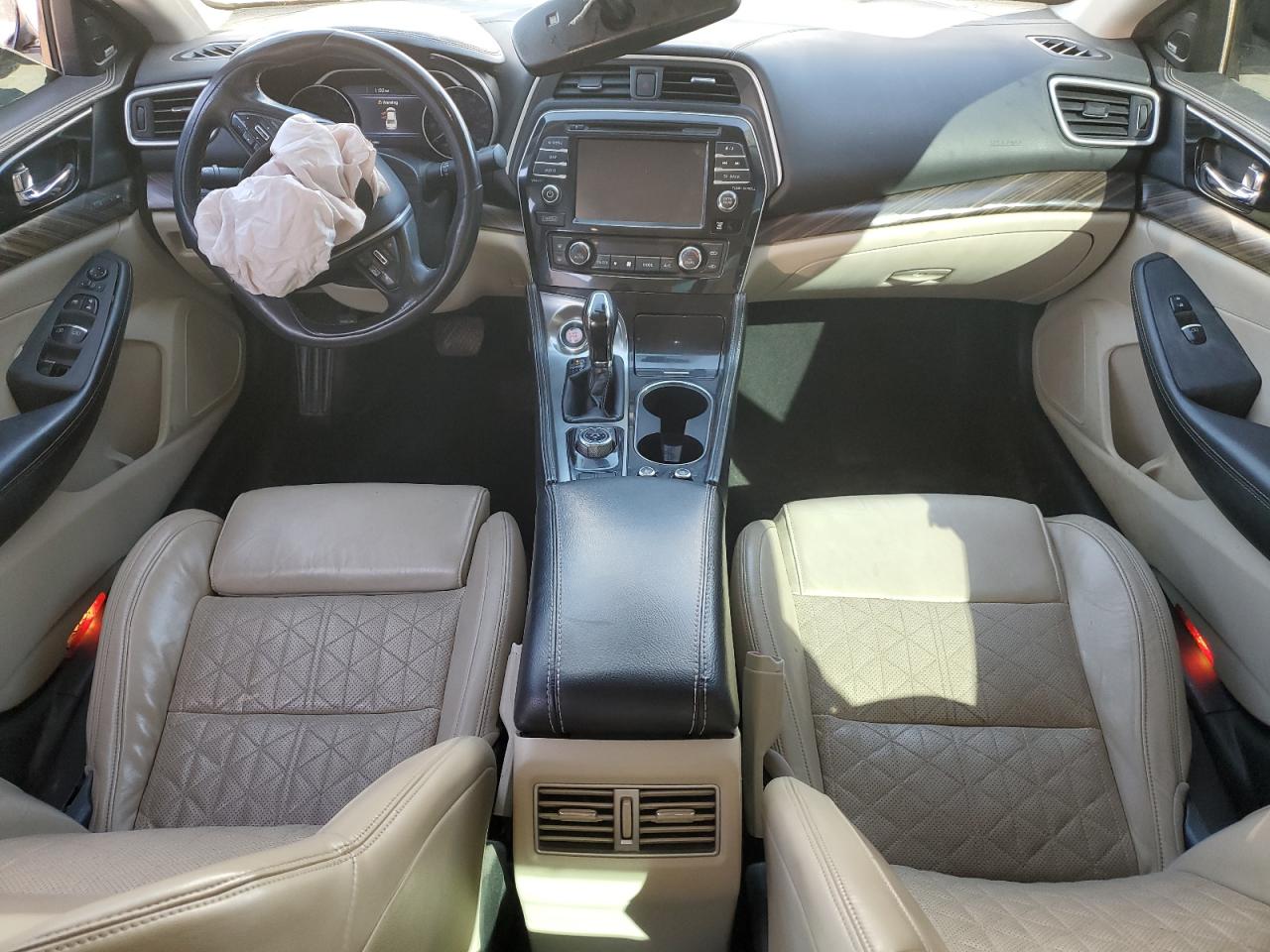 2017 Nissan Maxima - Image 8