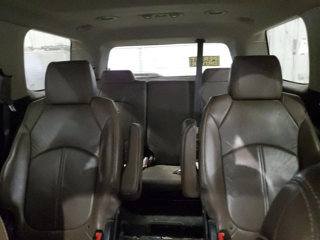2015 GMC Acadia - Image 10