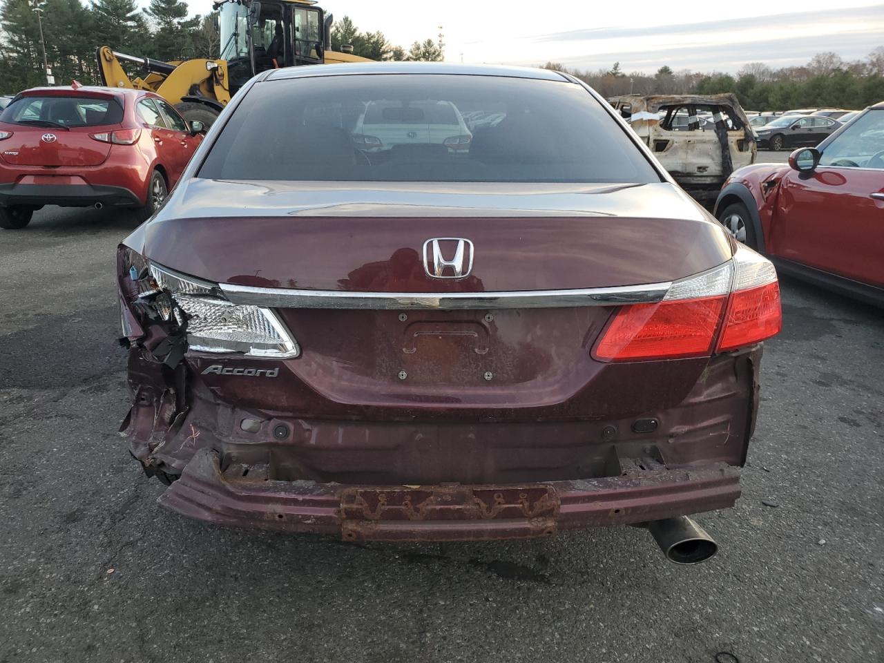 VIN 1HGCR2F38FA055168 2015 HONDA ACCORD no.6