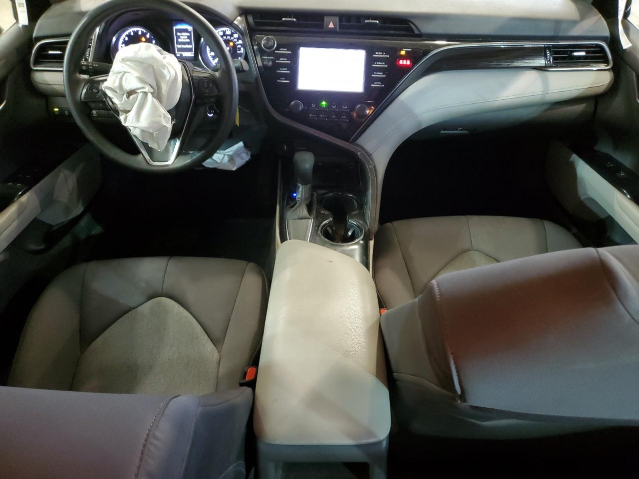 2019 Toyota Camry - Image 8
