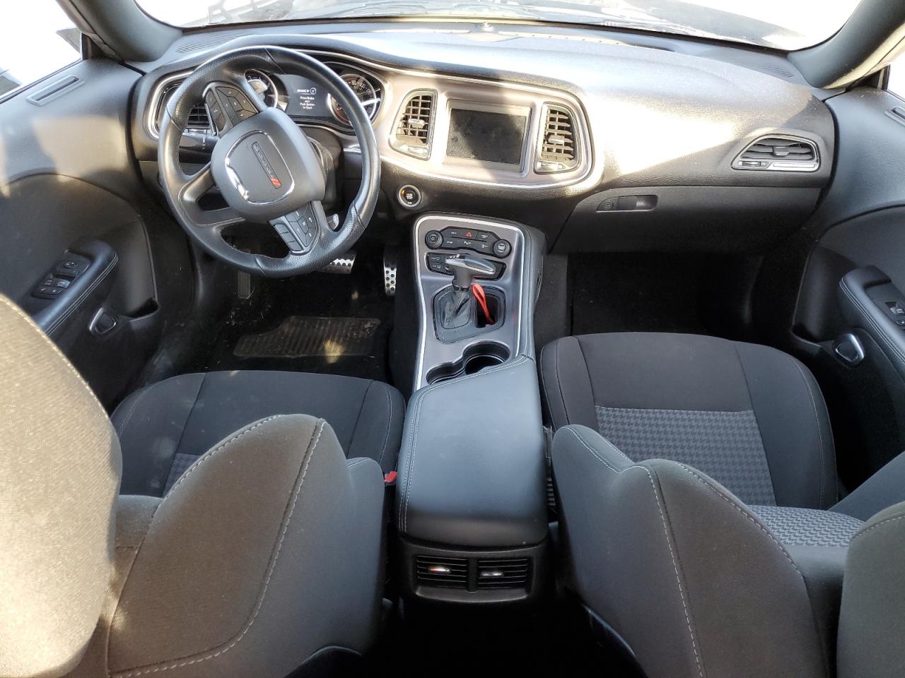 2019 Dodge Challenger - Image 8