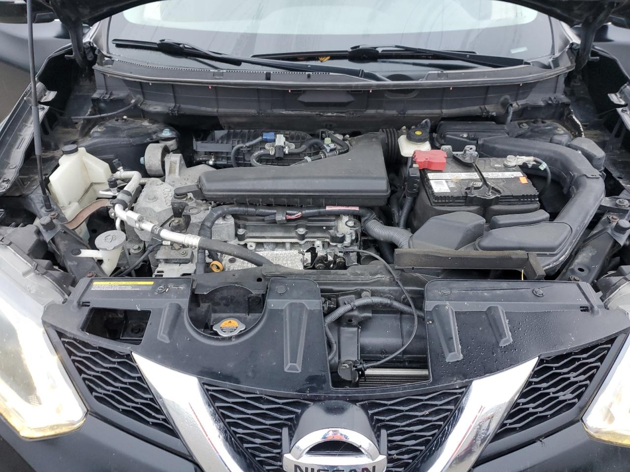 2015 Nissan Rogue - Image 12