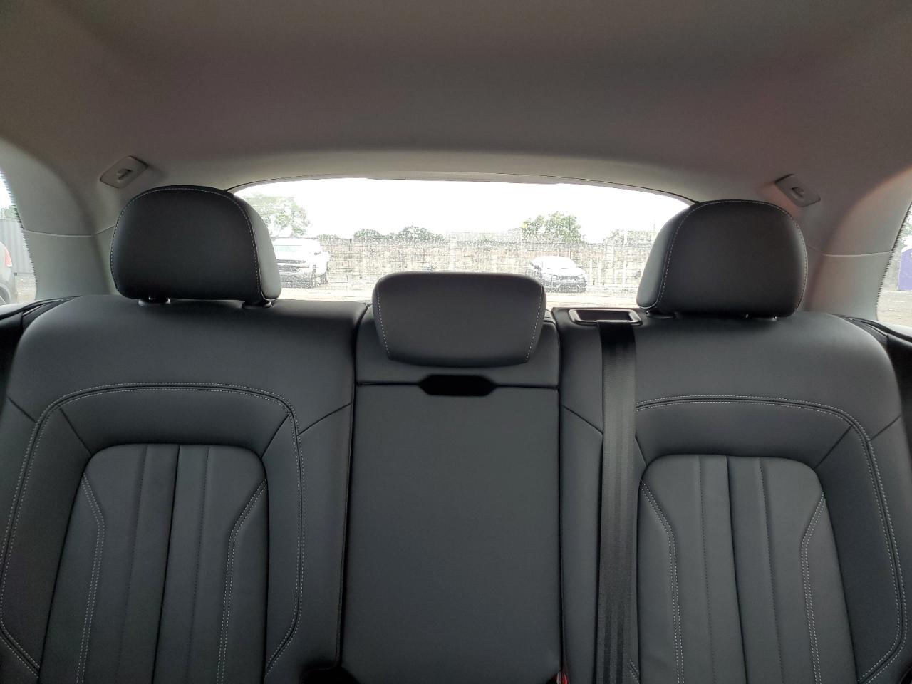 2023 Audi Q5 - Image 10
