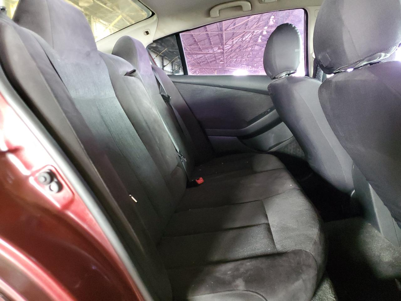 2012 Nissan Altima - Image 10