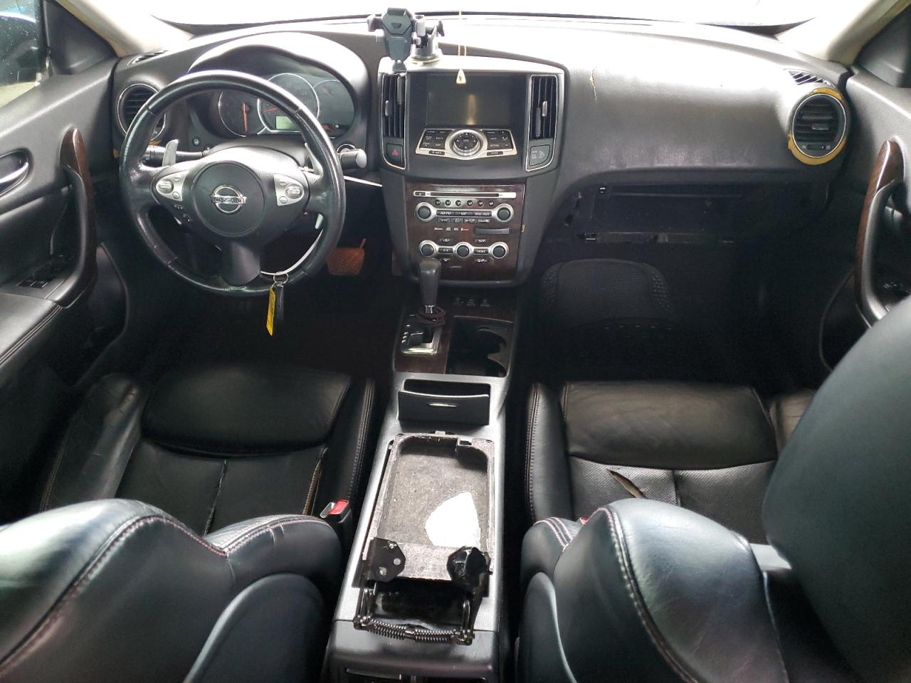 2009 Nissan Maxima - Image 8