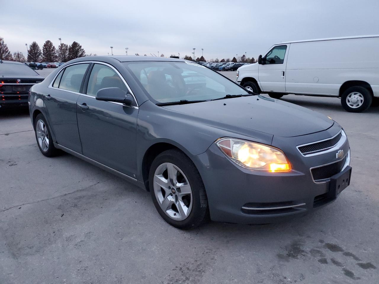 2009 Chevrolet Malibu - Image 4