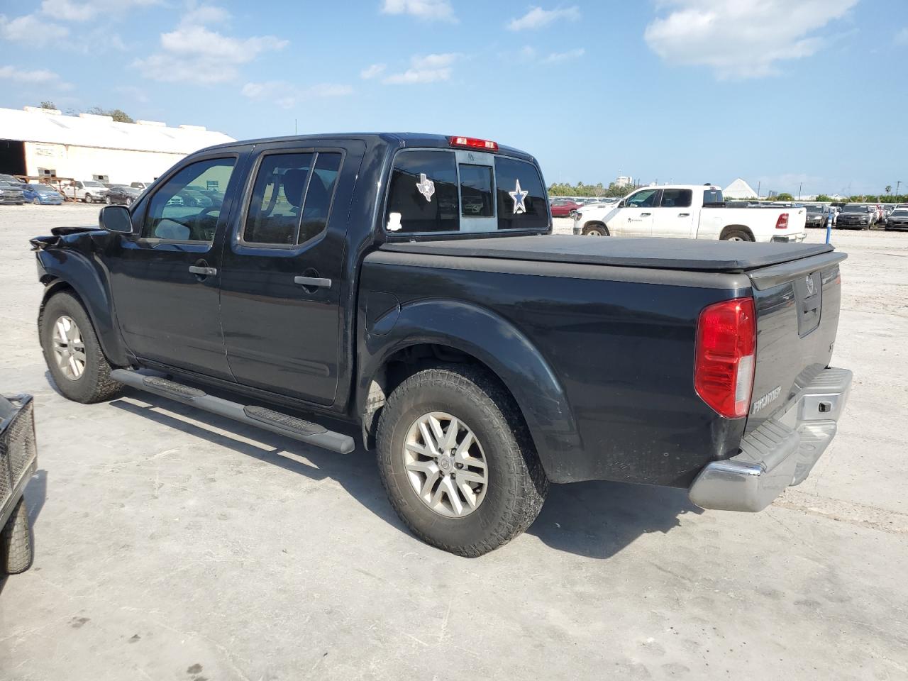 2019 Nissan Navara (Frontier) - Image 2