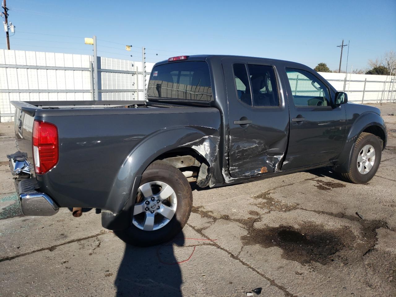 2013 Nissan Navara (Frontier) - Image 3
