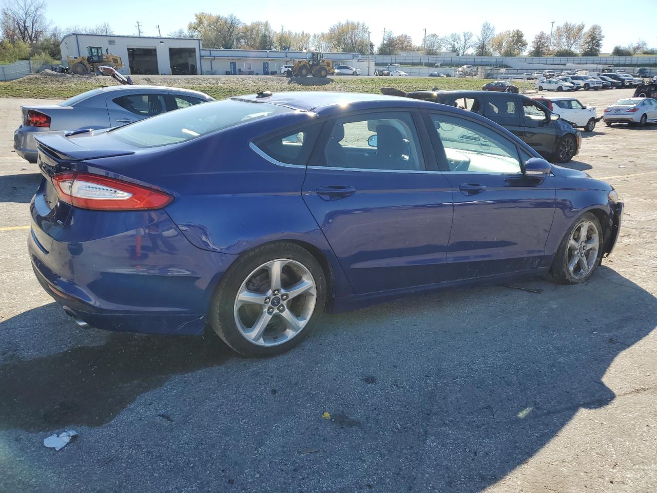 VIN 1FA6P0H73F5105821 2015 FORD FUSION no.3