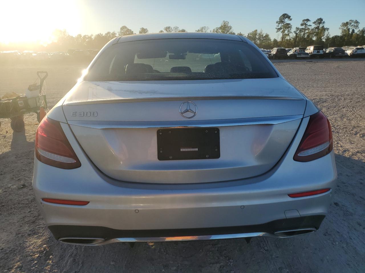 2018 Mercedes-Benz E 300 VIN: WDDZF4JB2JA467788 Lot: 82077504