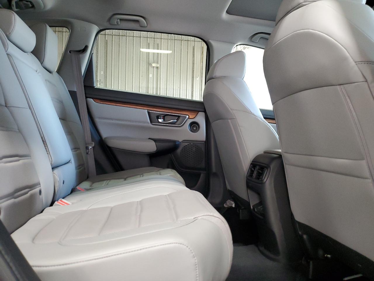 2017 Honda CR-V - Image 11