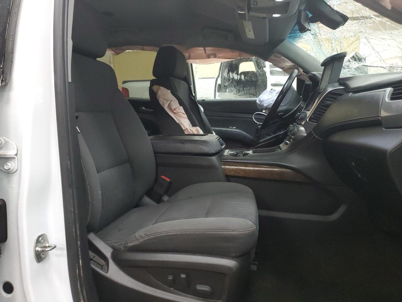 2016 Chevrolet Tahoe - Image 7
