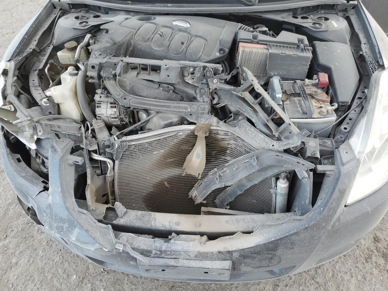 2012 Nissan Altima - Image 11