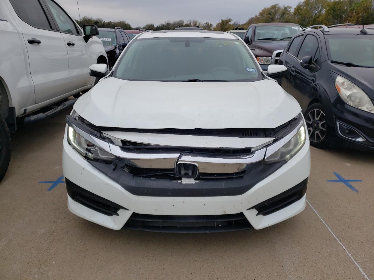 2016 Honda Civic - Image 5