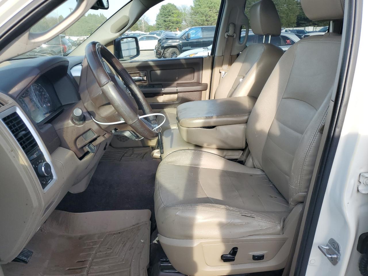 2009 Dodge RAM - Image 7