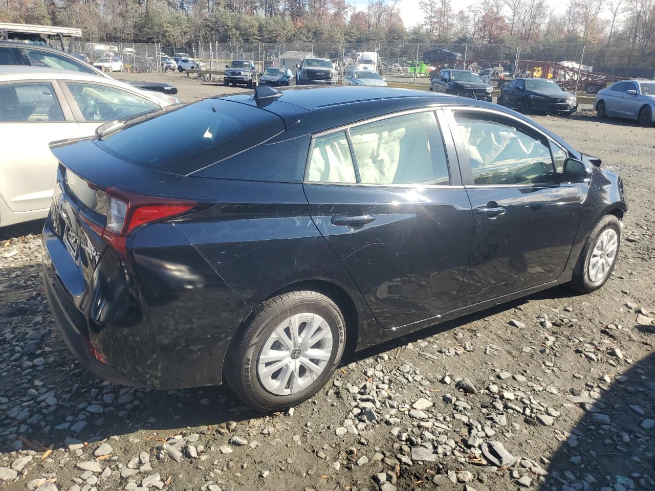 VIN JTDKAMFU5N3173820 2022 TOYOTA PRIUS NIGH no.3