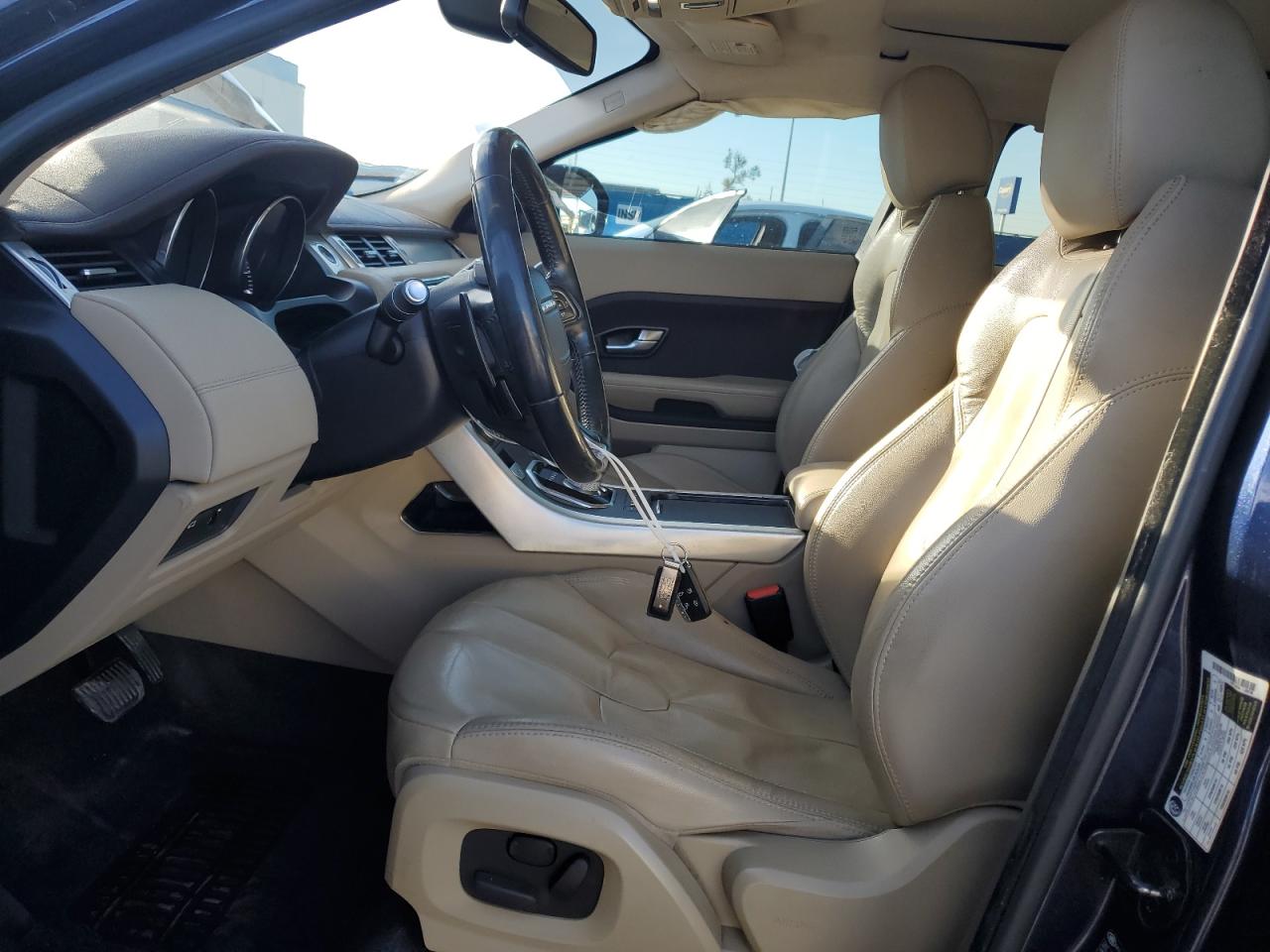 2015 Land Rover Range Rover - Image 7