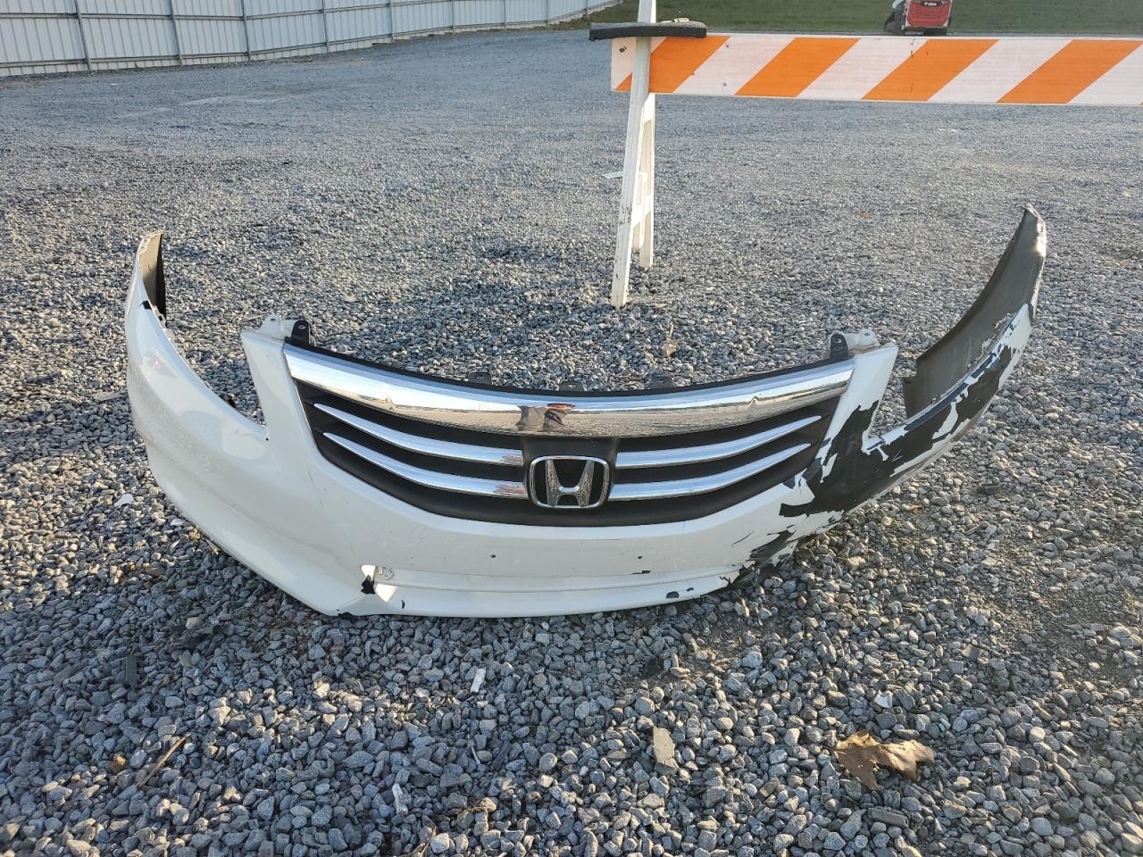 2011 Honda Accord - Image 12