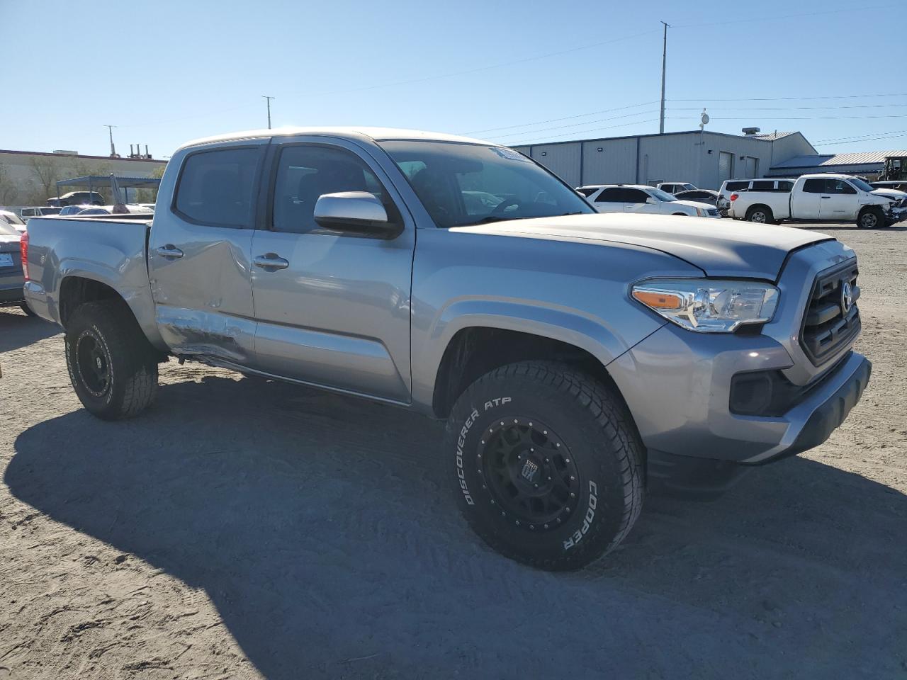 2017 Toyota Tacoma - Image 4