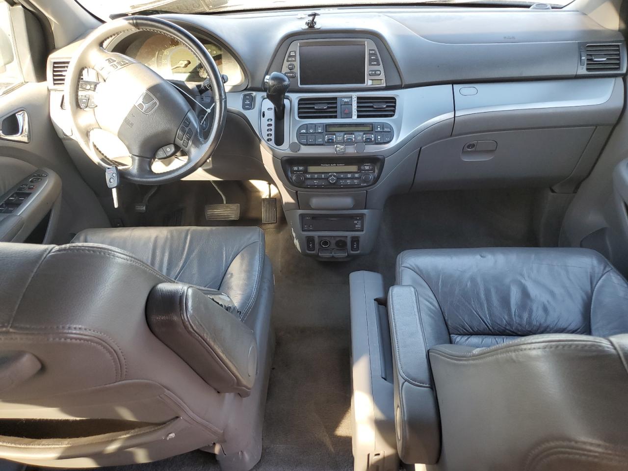 2009 Honda Odyssey - Image 8