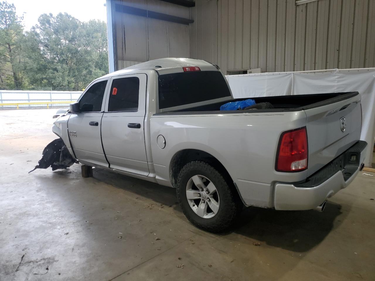 2018 RAM 1500 - Image 2