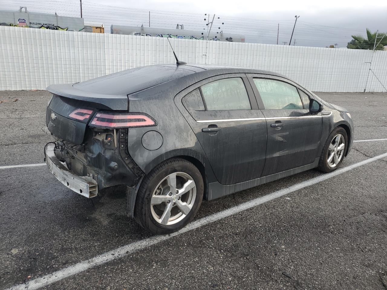 2014 Chevrolet Volt - Image 3