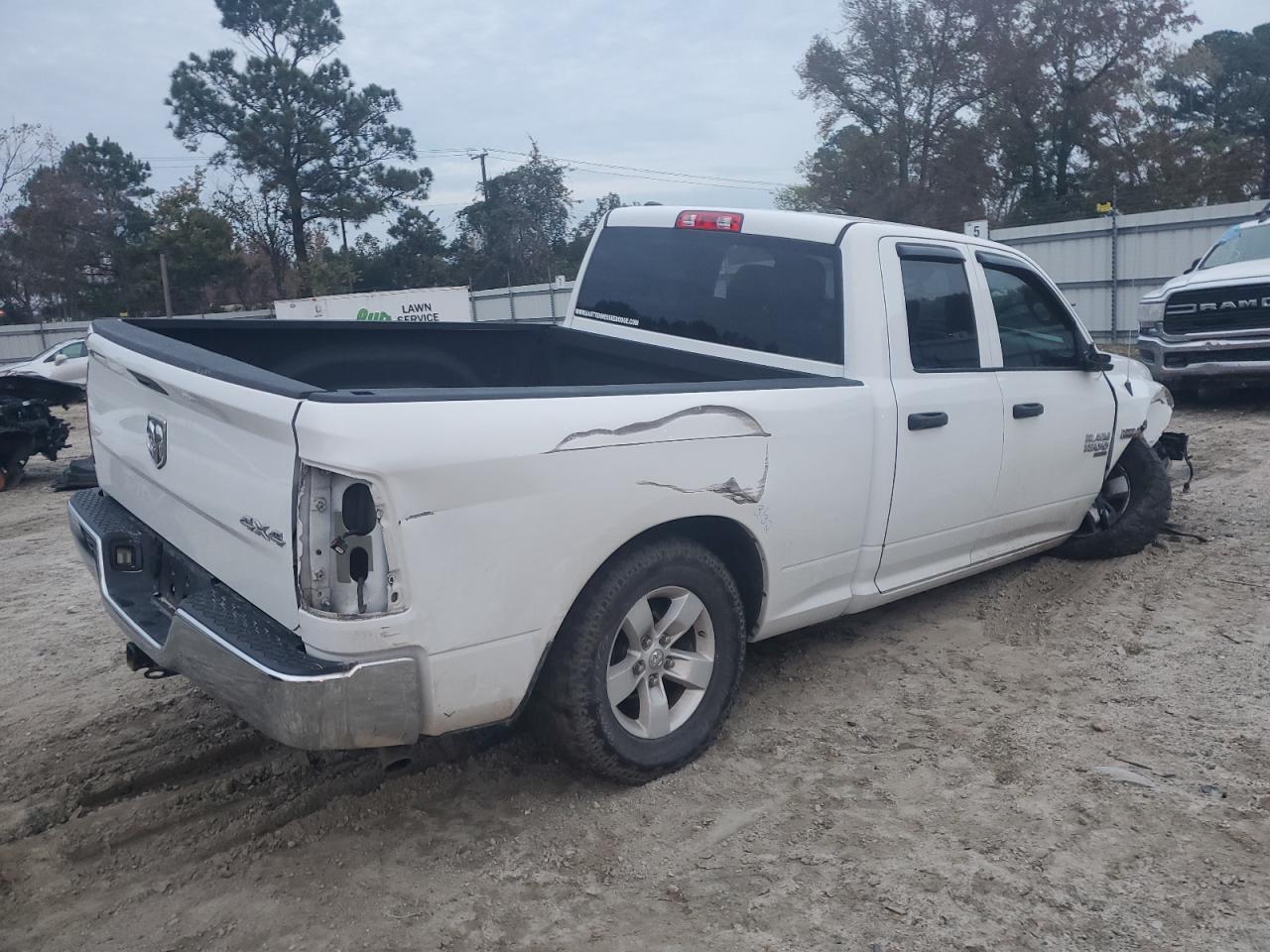 2019 RAM 1500 - Image 3