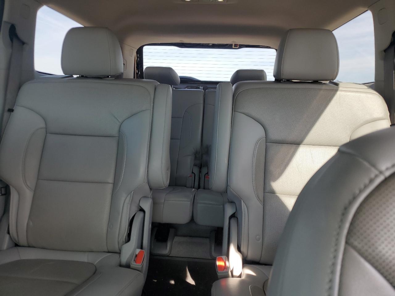 2020 GMC Acadia - Image 10