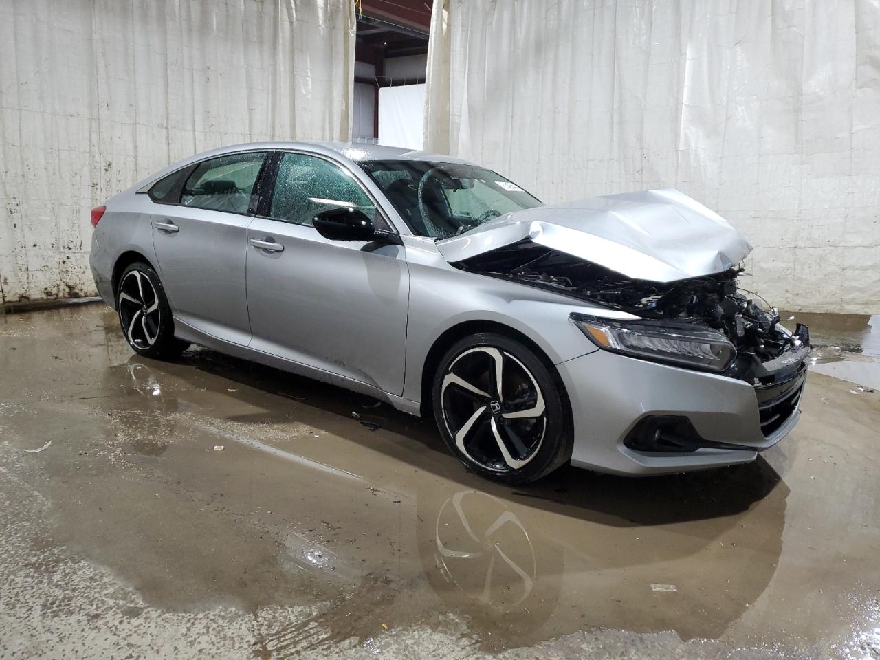 2022 Honda Accord - Image 4
