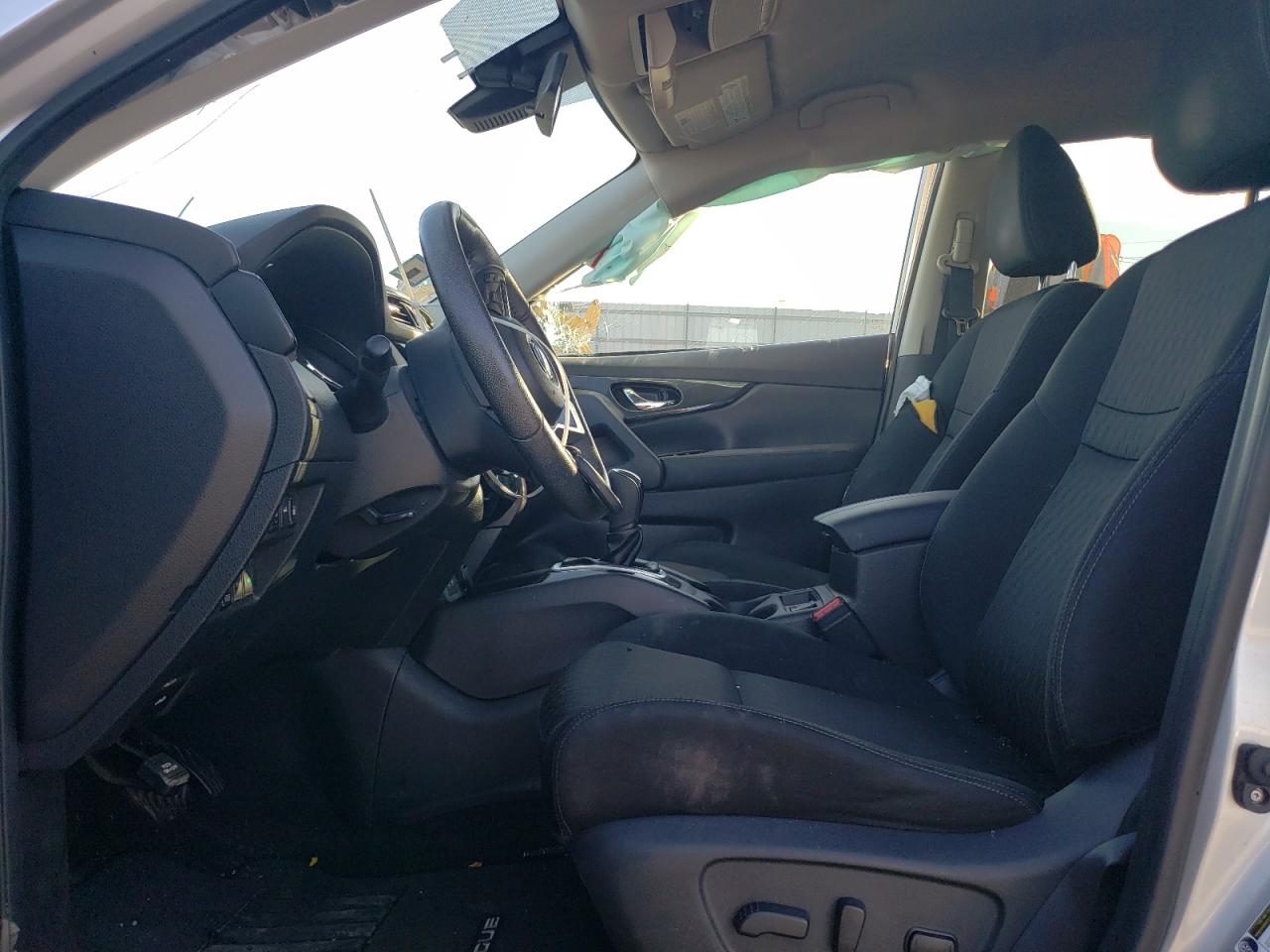2019 Nissan Rogue - Image 7