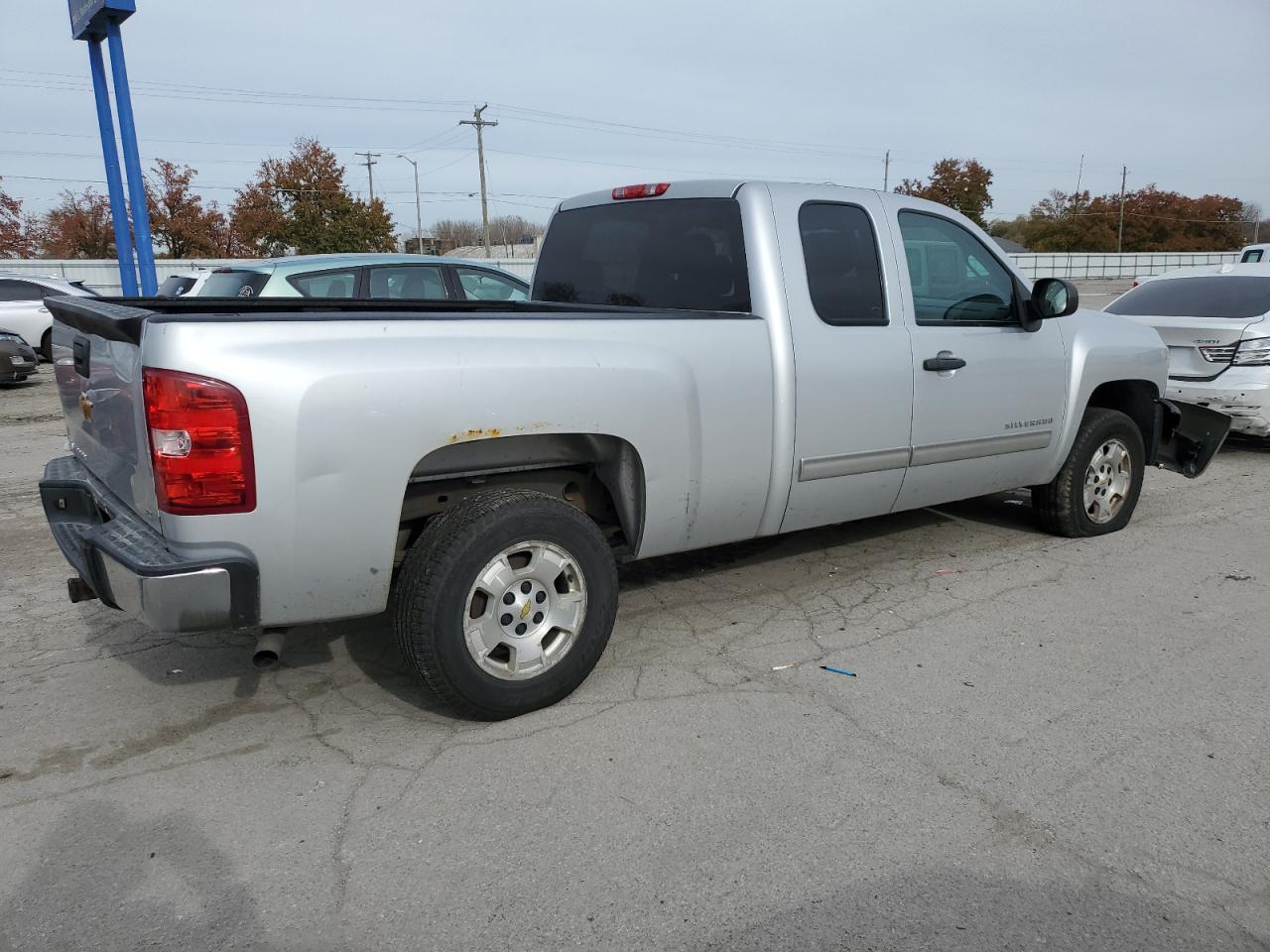 VIN 1GCRCSE09DZ292316 2013 CHEVROLET ALL Models no.3