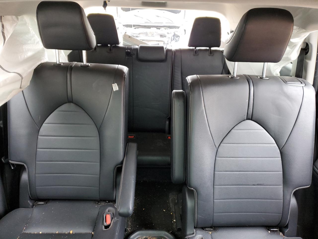 2020 Toyota Highlander - Image 10