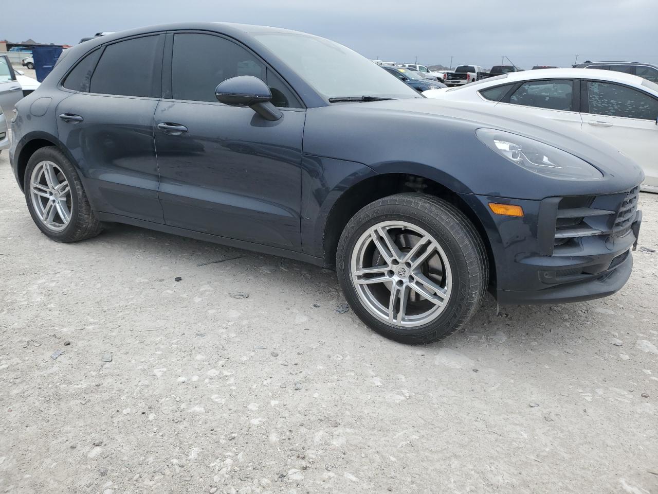 VIN WP1AA2A52LLB01551 2020 PORSCHE MACAN no.4