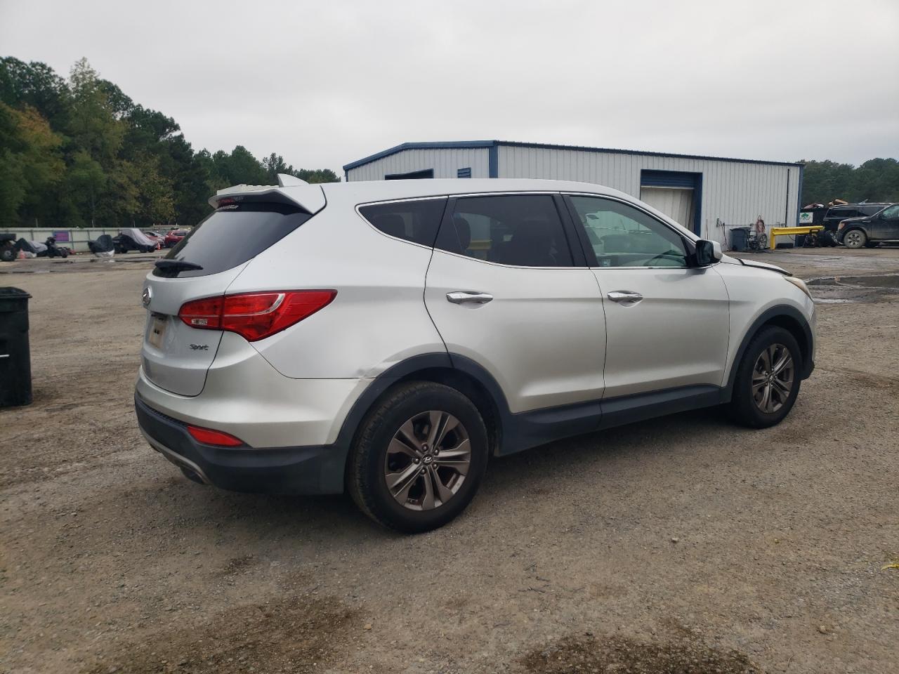 2013 Hyundai Santa Fe - Image 3