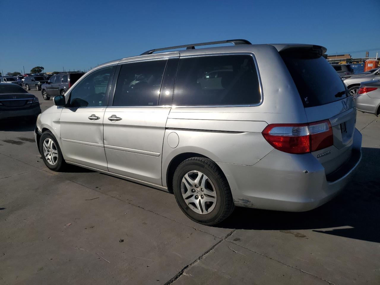 2007 Honda Odyssey - Image 2