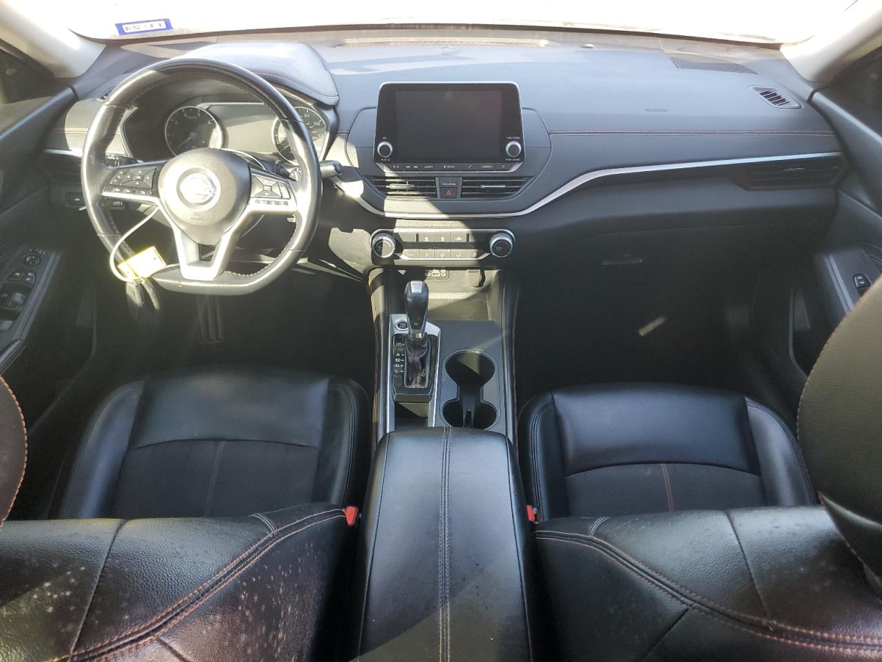 2020 Nissan Altima - Image 8