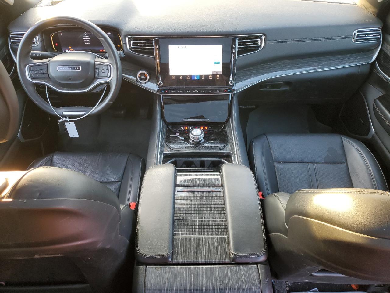 2022 Jeep Grand Wagoneer - Image 8