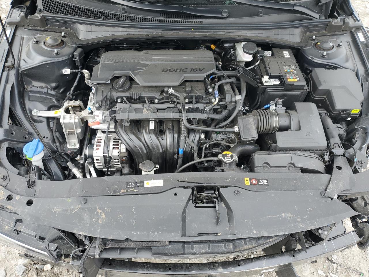 2024 Hyundai Elantra - Image 12