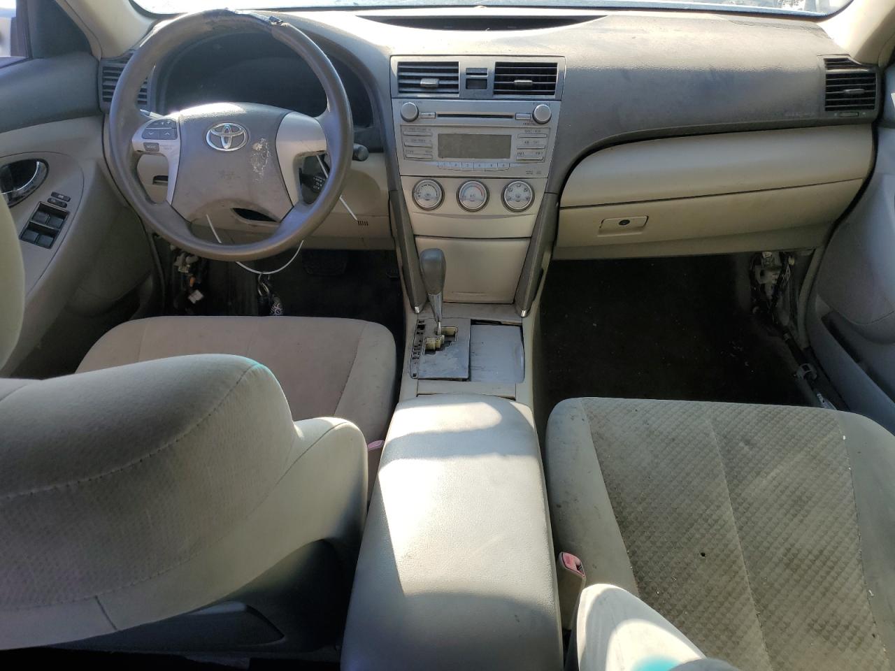 2011 Toyota Camry - Image 8