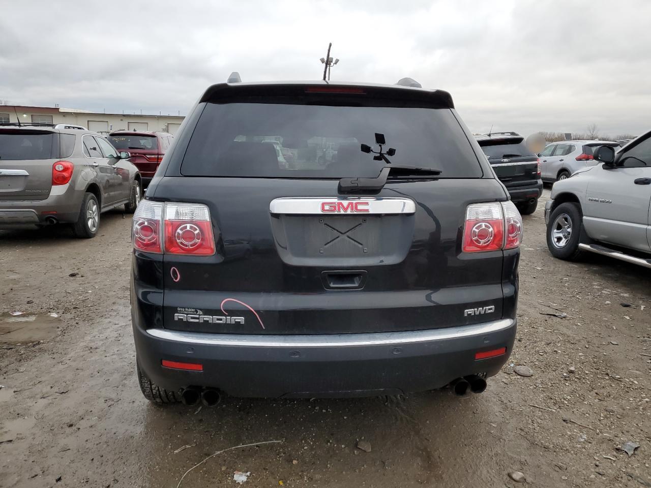 2010 GMC Acadia - Image 6