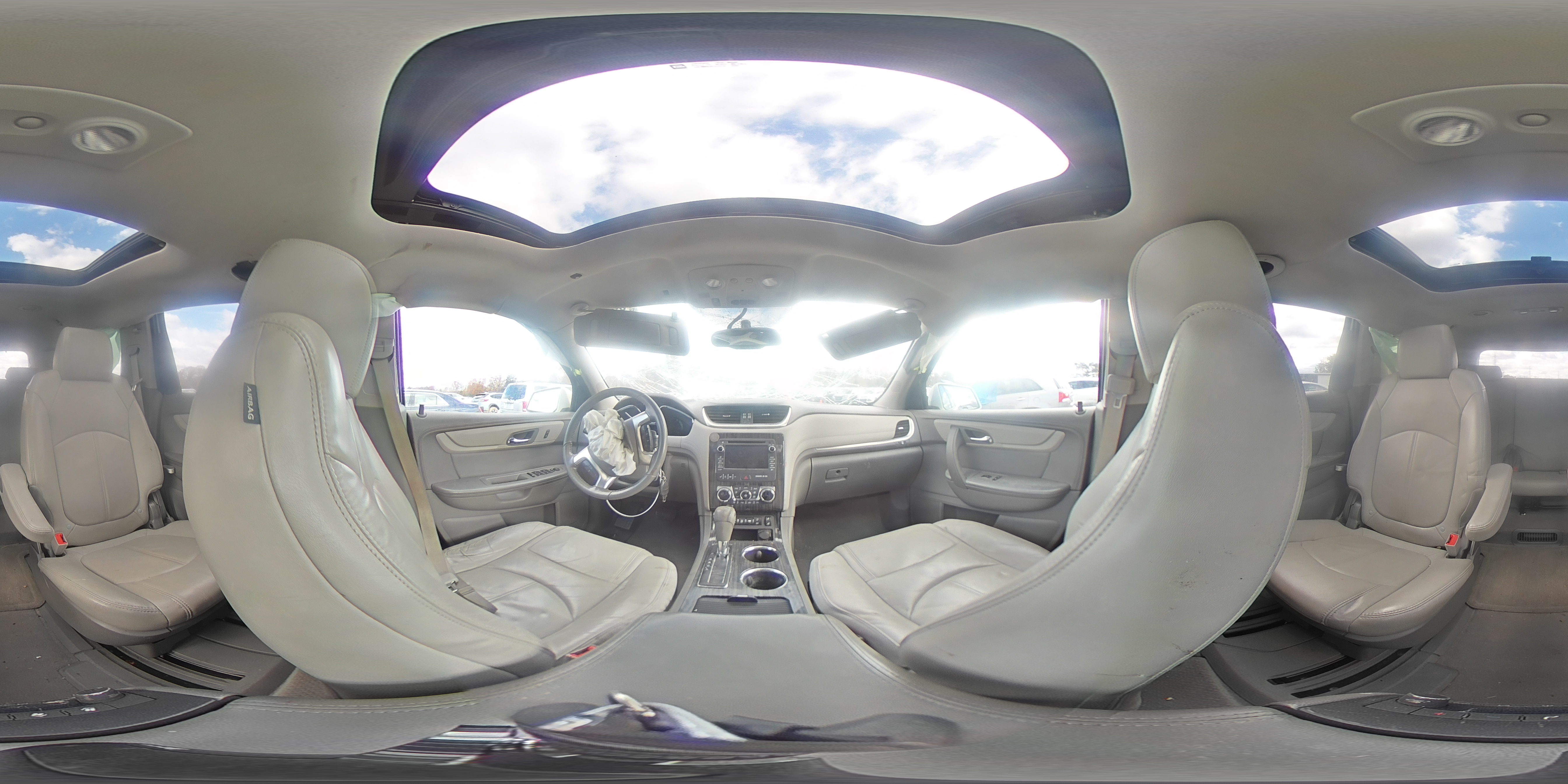 2014 Chevrolet Traverse - Image 13