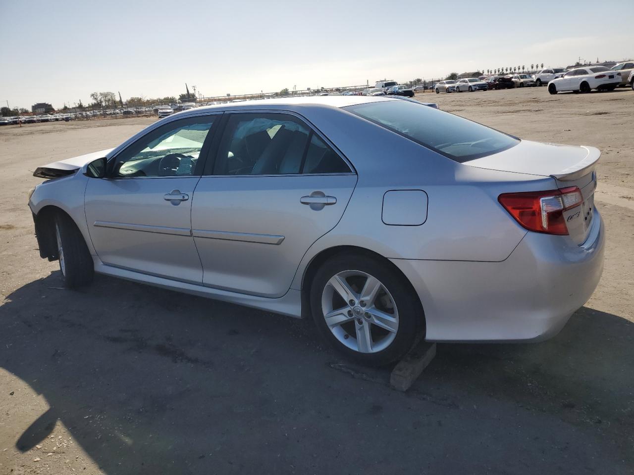 2014 Toyota Camry - Image 2