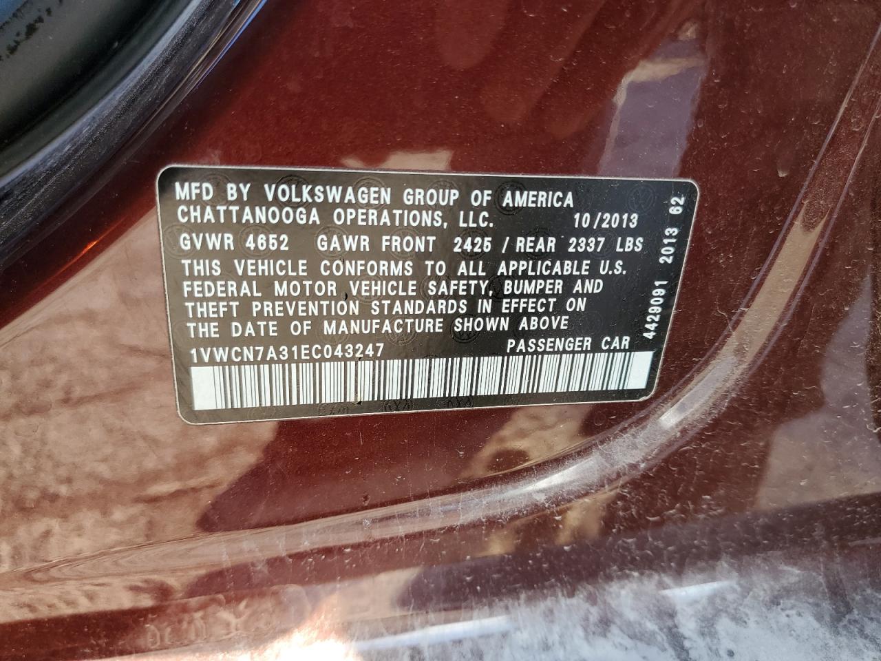 2014 Volkswagen Passat - Image 15